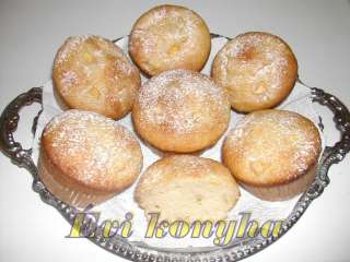 Barackjoghurtos muffin 10