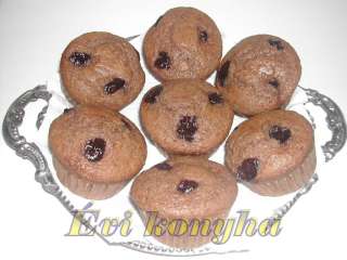 Kakaós-meggyes muffin 10
