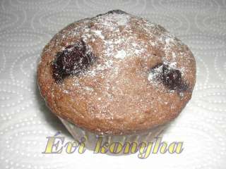 Kakaós-meggyes muffin 13