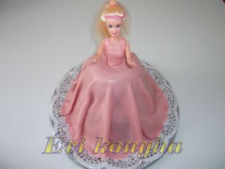 Marcipán Barbie torta - gesztenyés 30