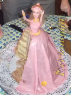 Marcipán Barbie torta - gesztenyés 32