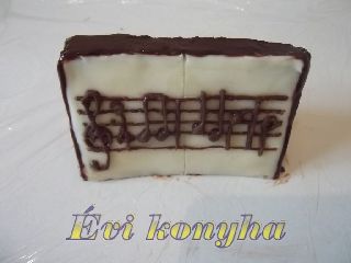 Zongora torta gesztenyés-csokis 23